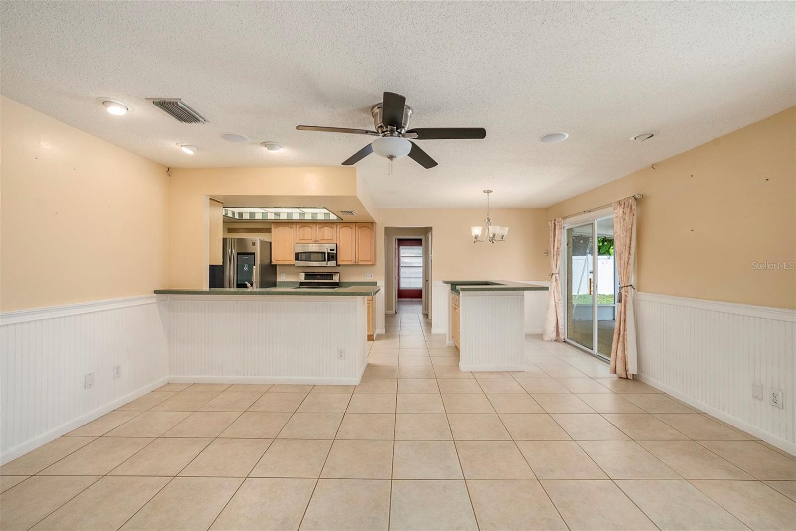 Image 8 of 26 For 16201 Country Crossing Drive