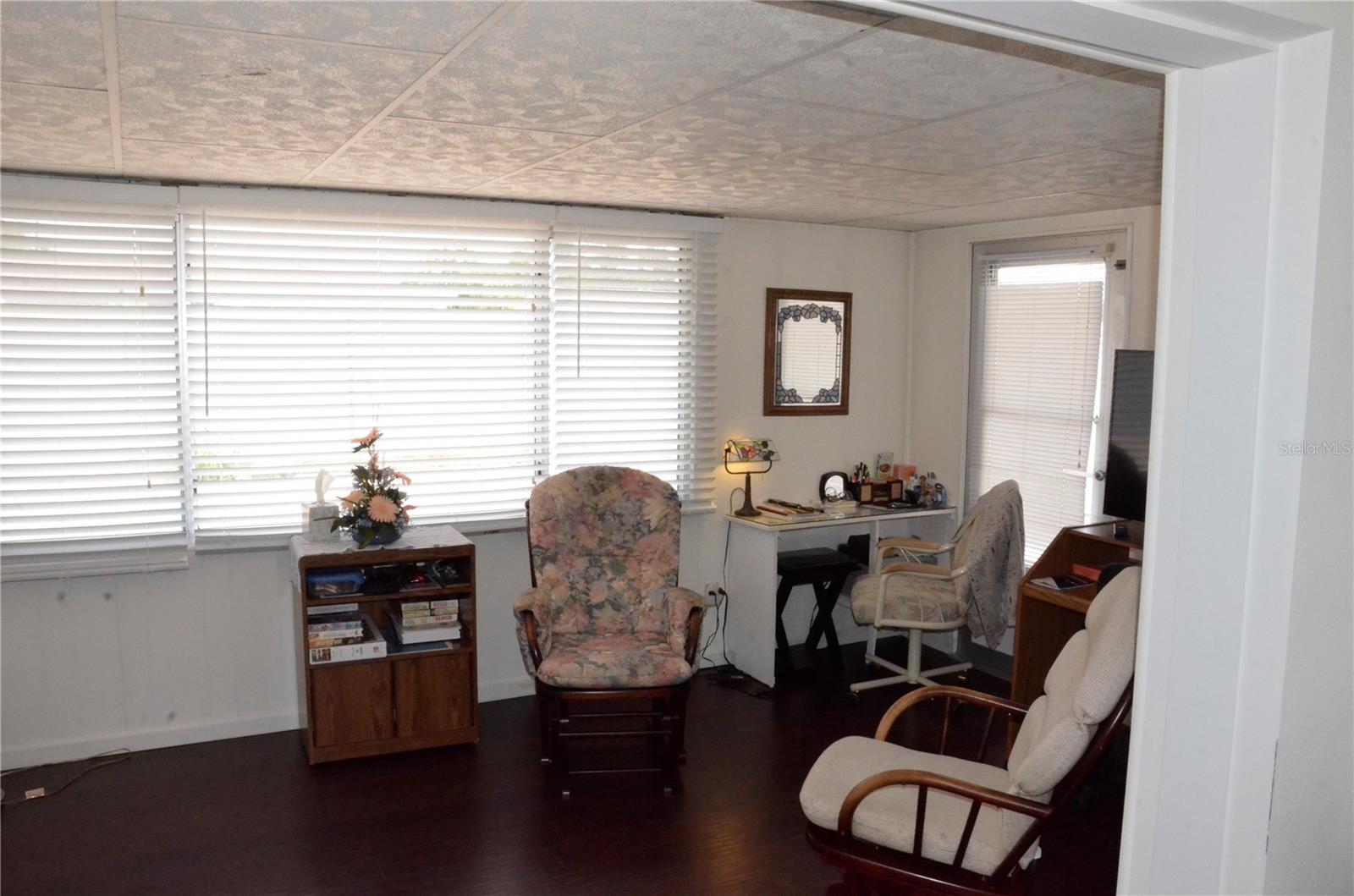 Image 4 of 17 For 4922 Genesis Avenue