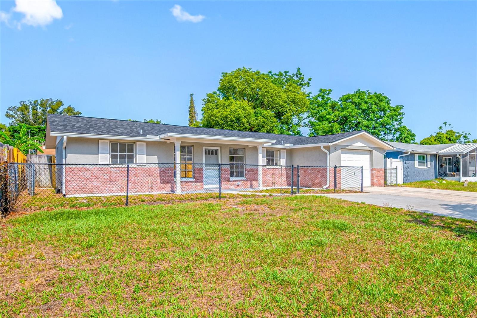 Image 3 of 30 For 10825 Oakdale Avenue