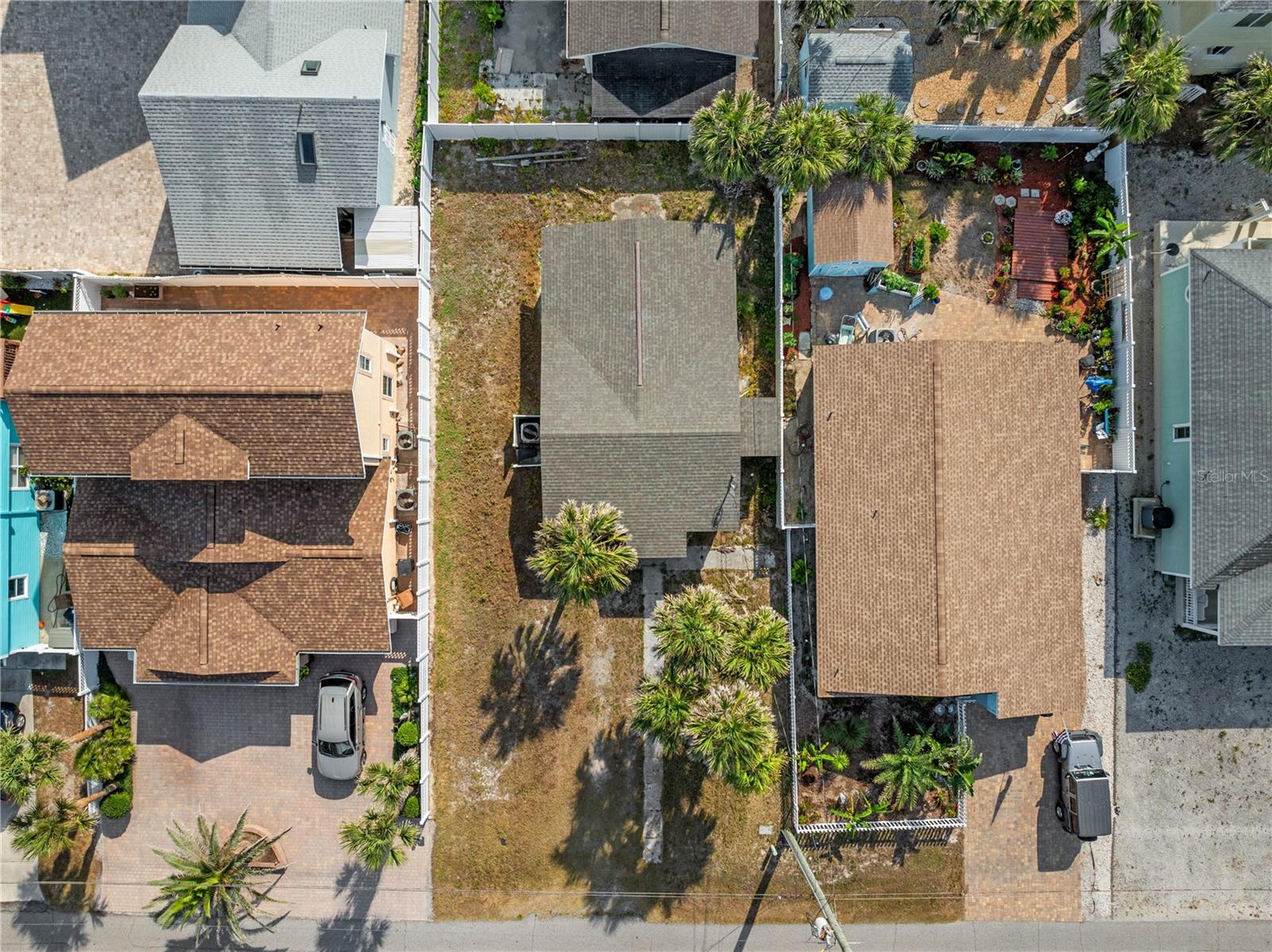 Image 16 of 21 For 2223 Central Avenue