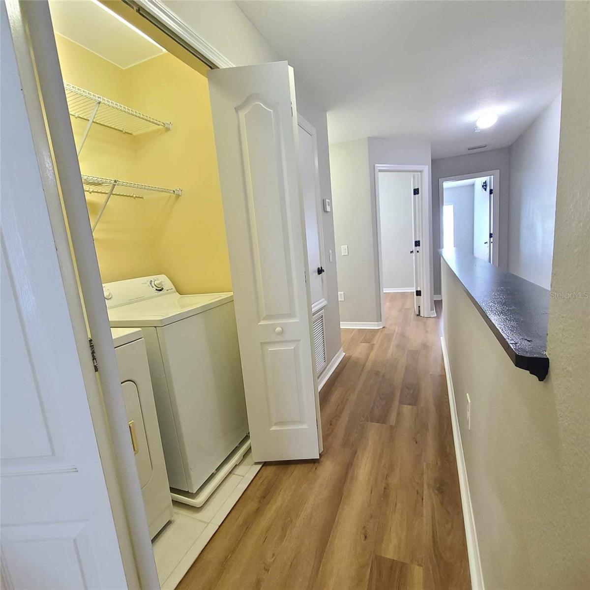 Listing photo id 15 for 6733 Lake Rochester Lane