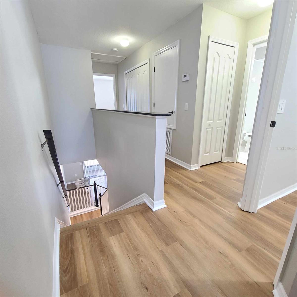 Listing photo id 20 for 6733 Lake Rochester Lane