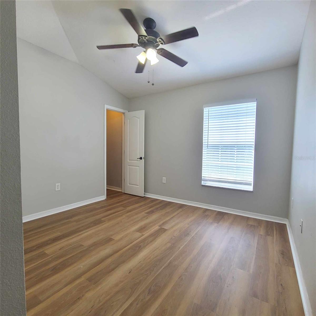 Listing photo id 22 for 6733 Lake Rochester Lane