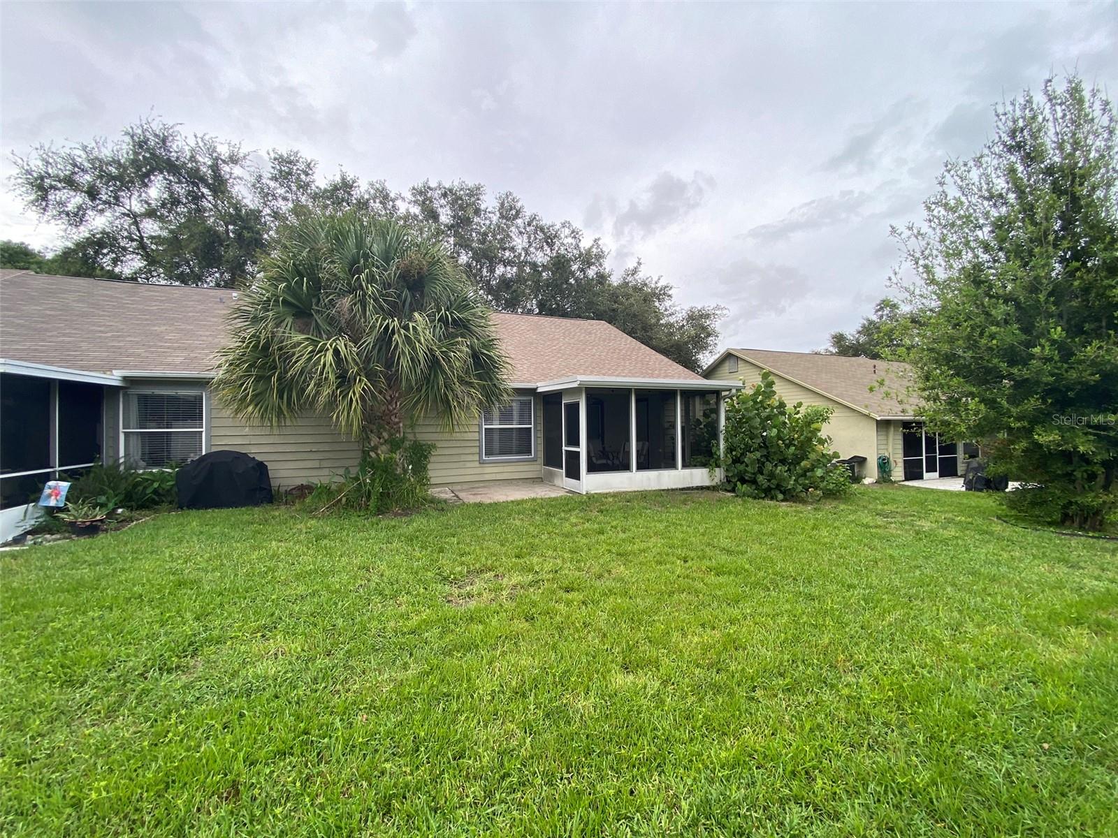 Image 40 of 49 For 2390 Bentley Dr