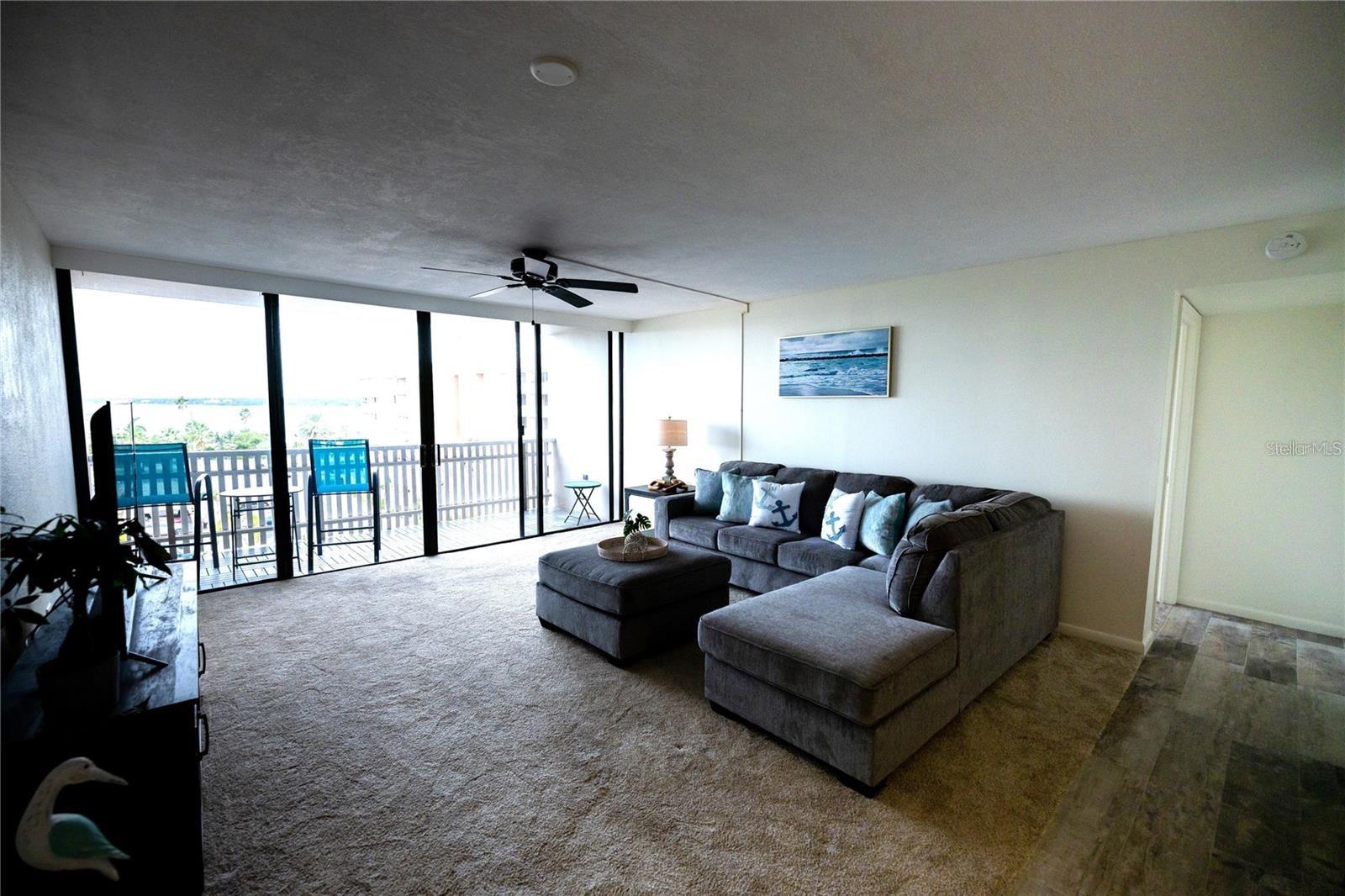 Image 10 of 17 For 450 Treasure Island Causeway 603
