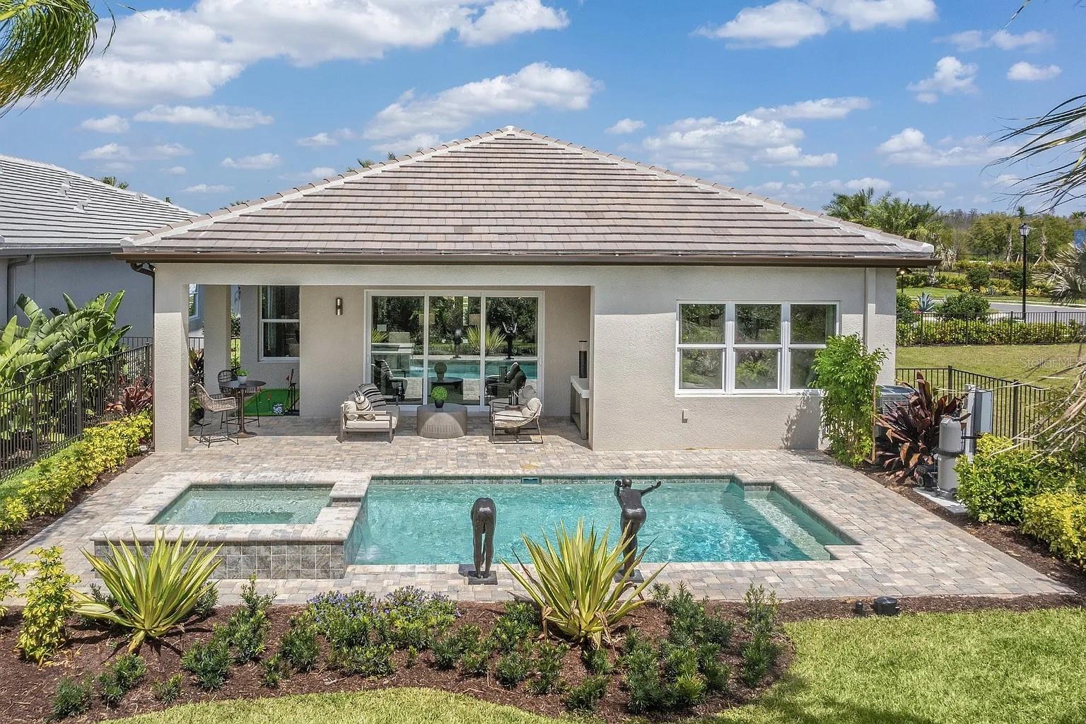 Image 10 of 19 For 32523 Neroli Street