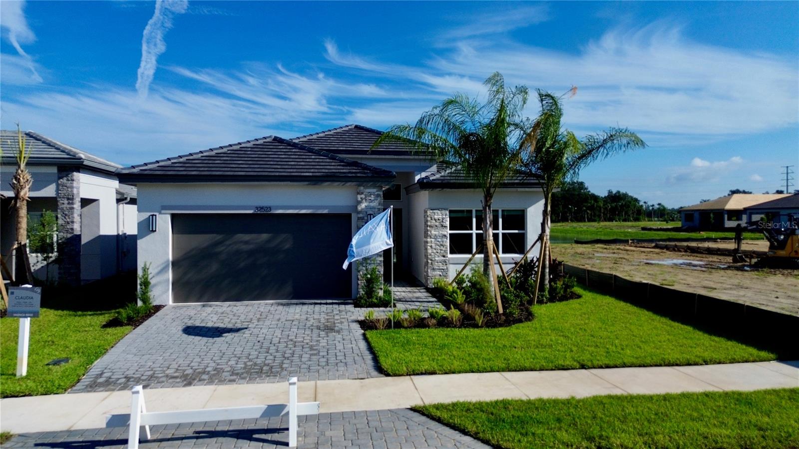 Image 50 of 52 For 32523 Neroli Street