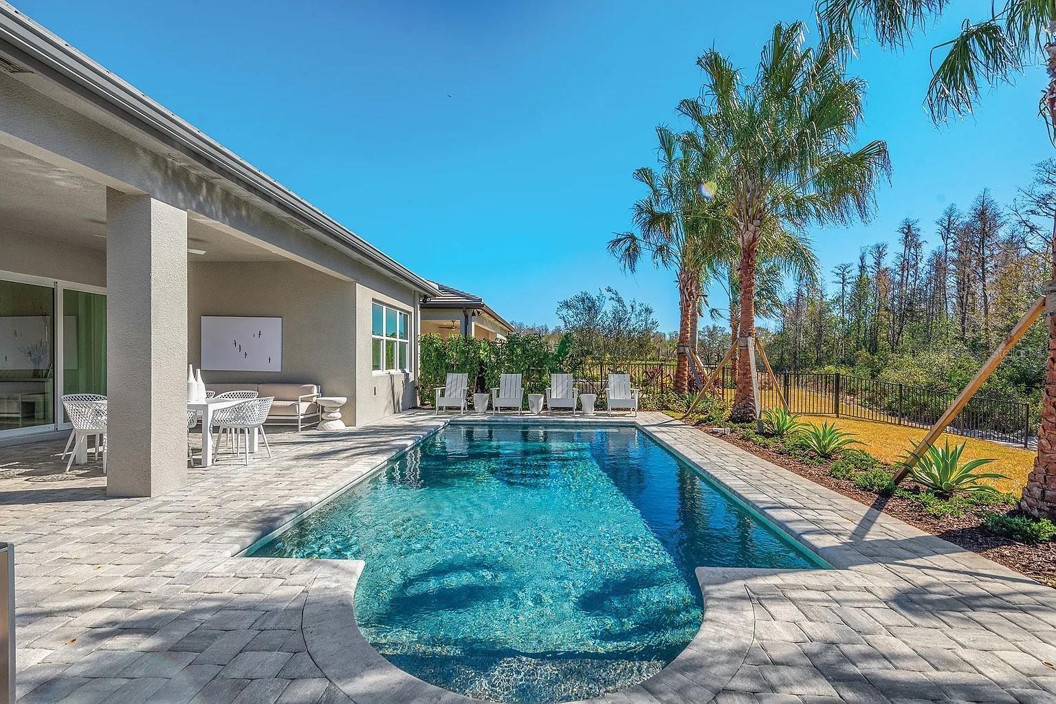 Image 11 of 20 For 32608 Neroli Street