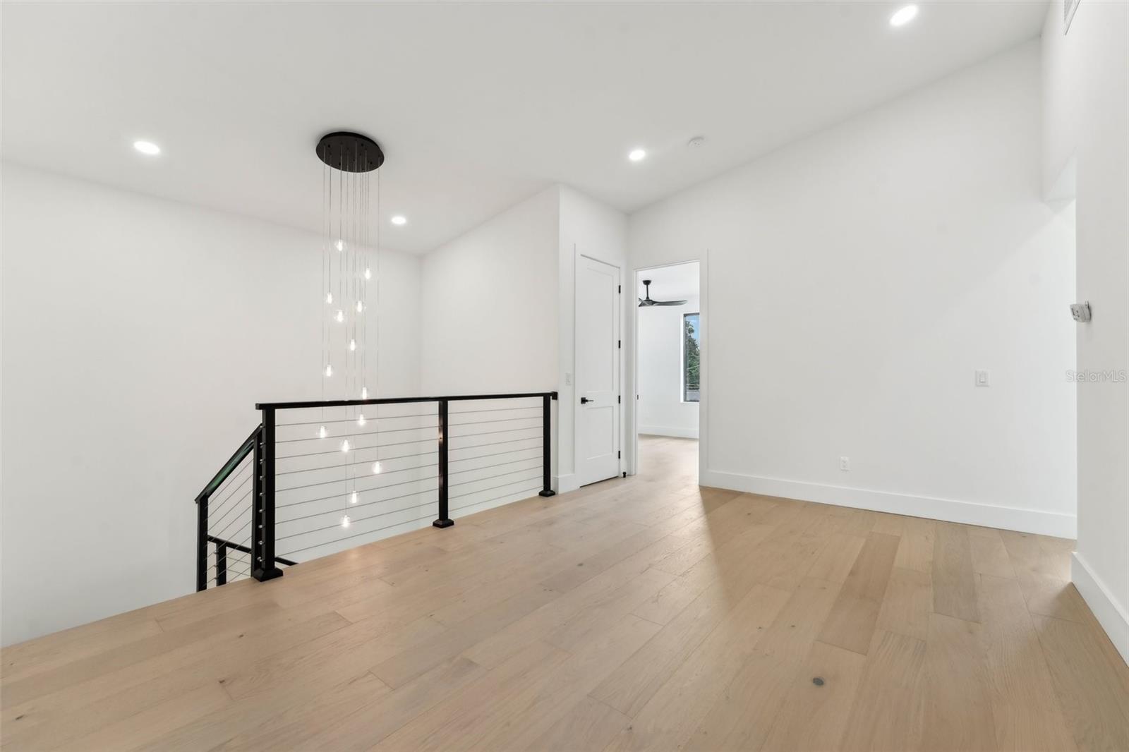 Listing photo id 34 for 3817 San Nicholas Street