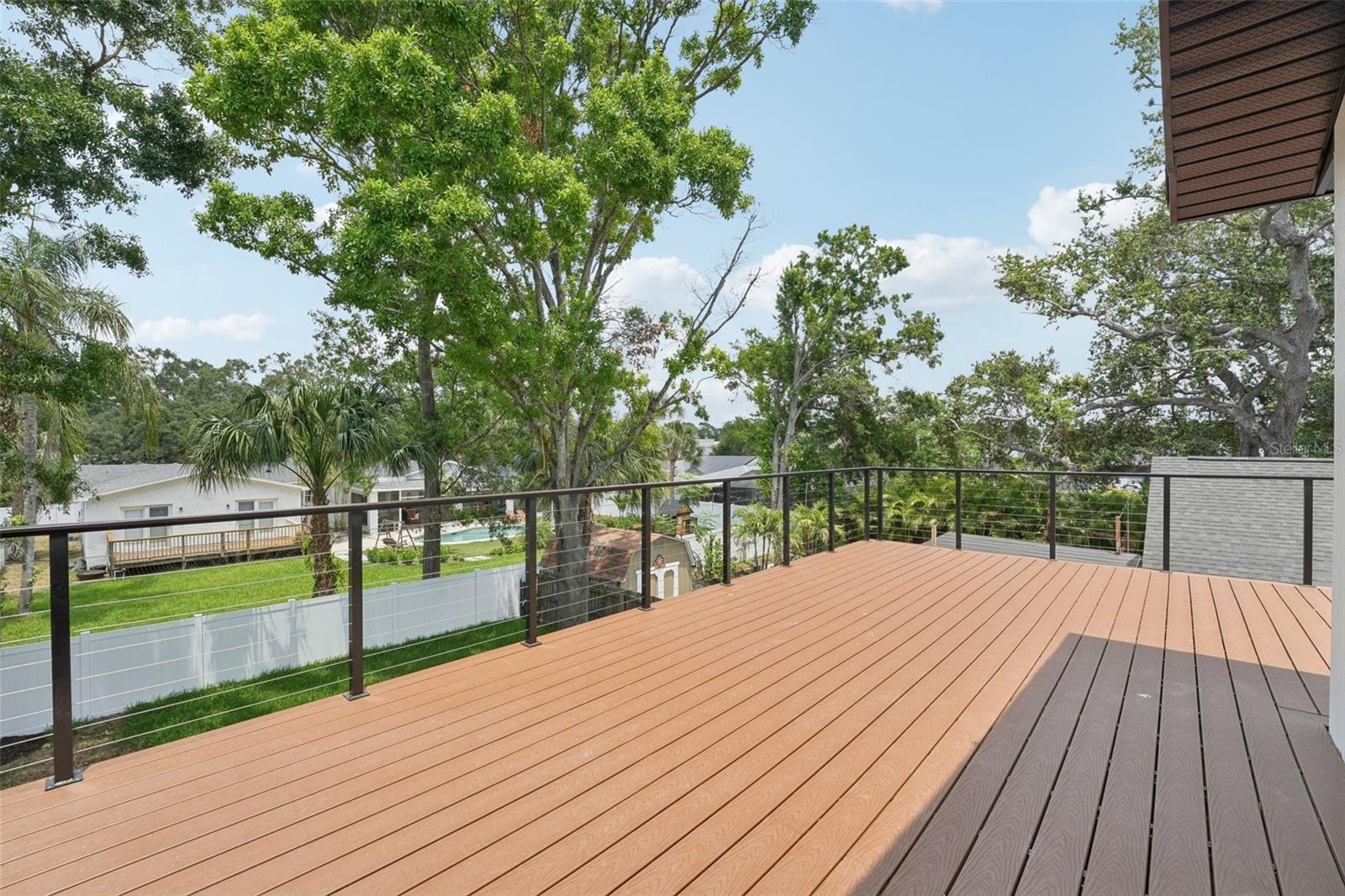 Listing photo id 63 for 3817 San Nicholas Street