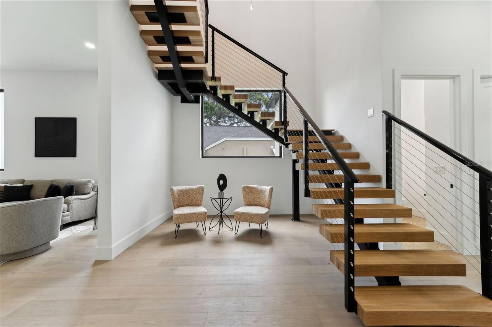 Listing photo id 6 for 3817 San Nicholas Street