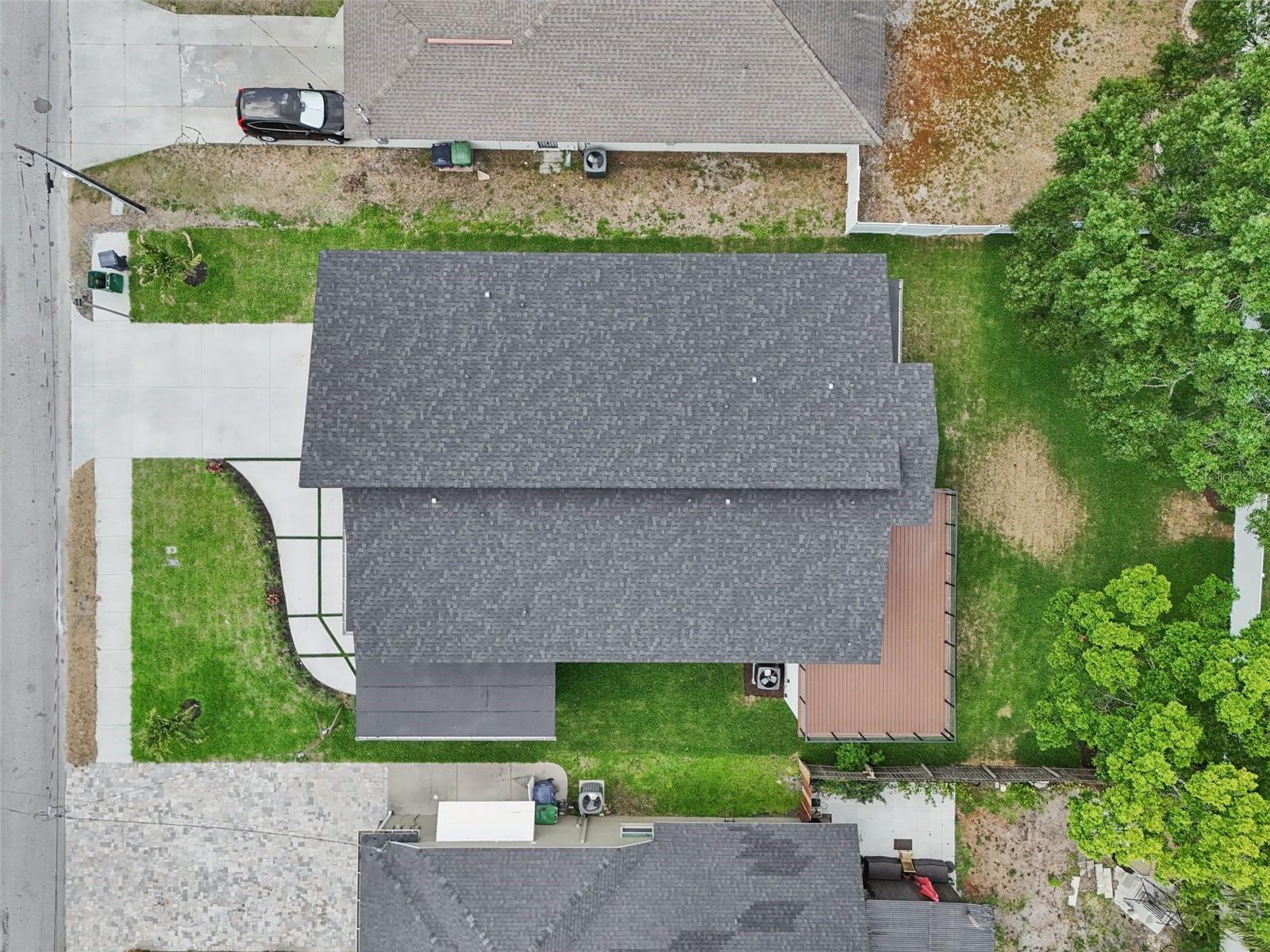 Listing photo id 84 for 3817 San Nicholas Street