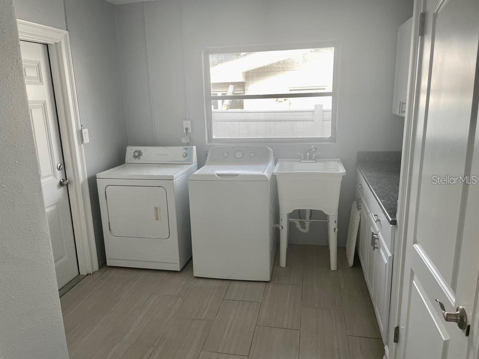 Image 11 of 18 For 1456 Jasmine Way