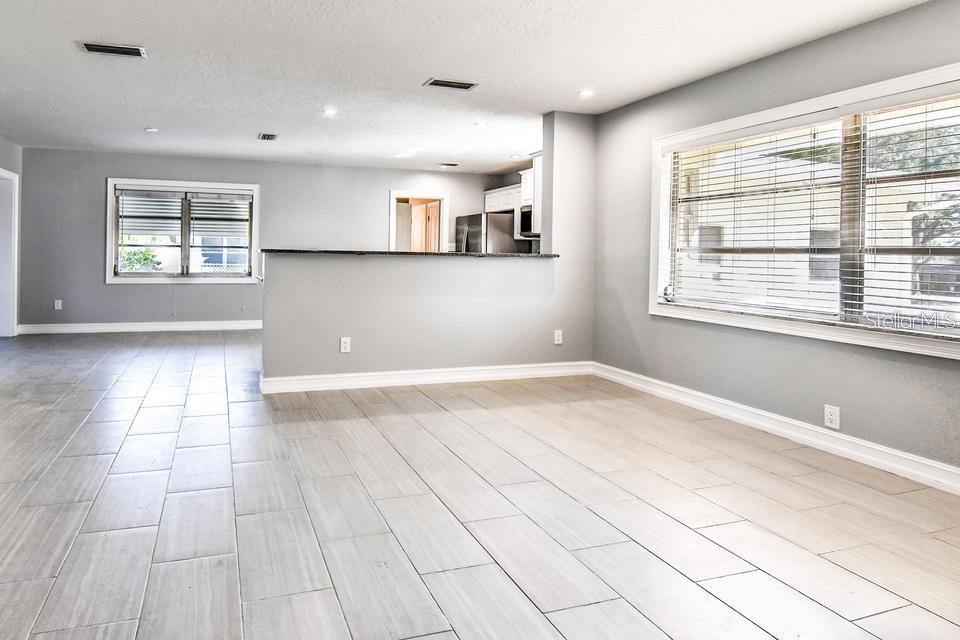 Image 6 of 18 For 1456 Jasmine Way