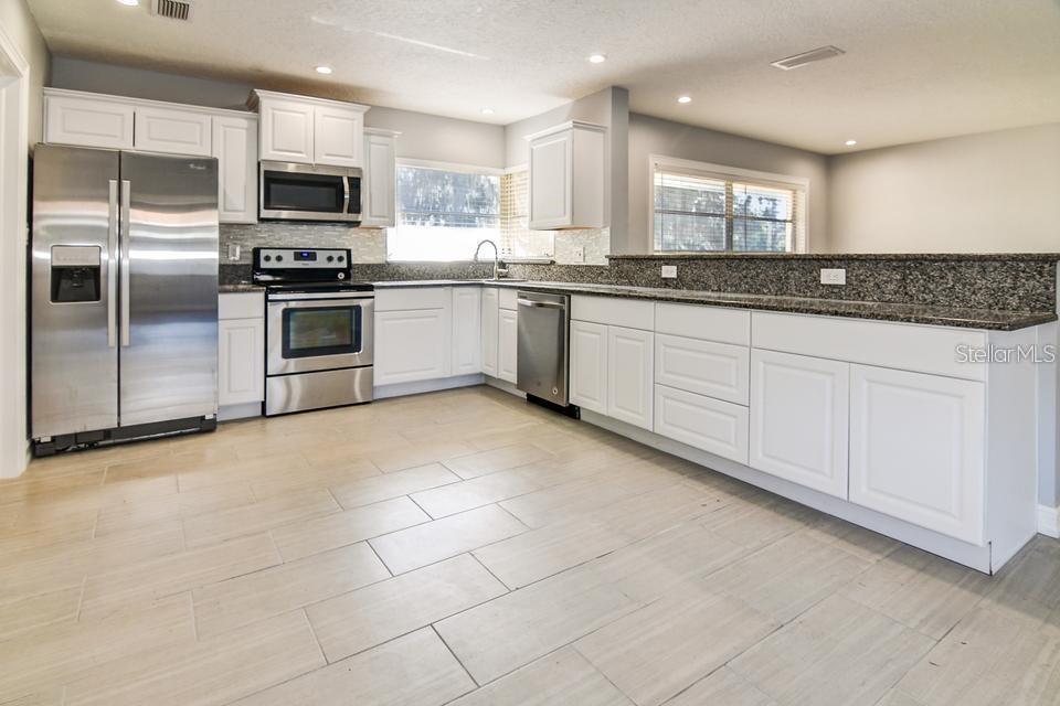Image 7 of 18 For 1456 Jasmine Way