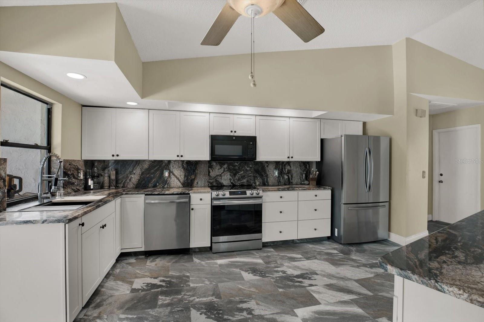 Image 11 of 25 For 8737 Beaver Lane