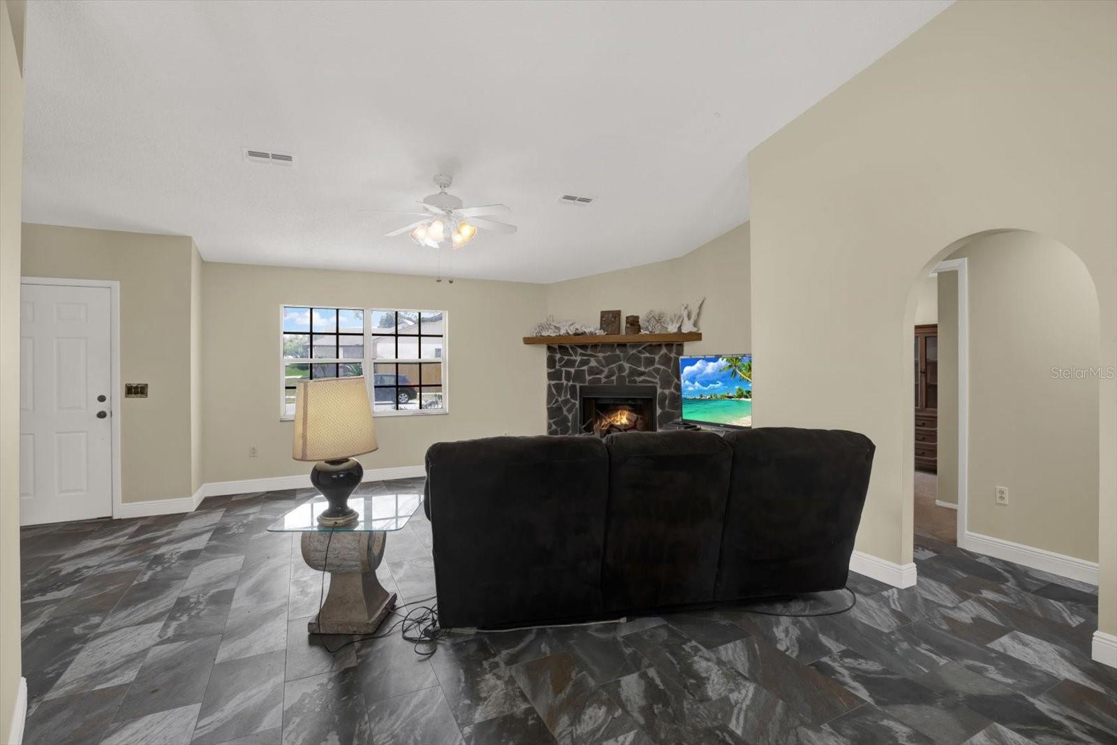 Image 6 of 25 For 8737 Beaver Lane