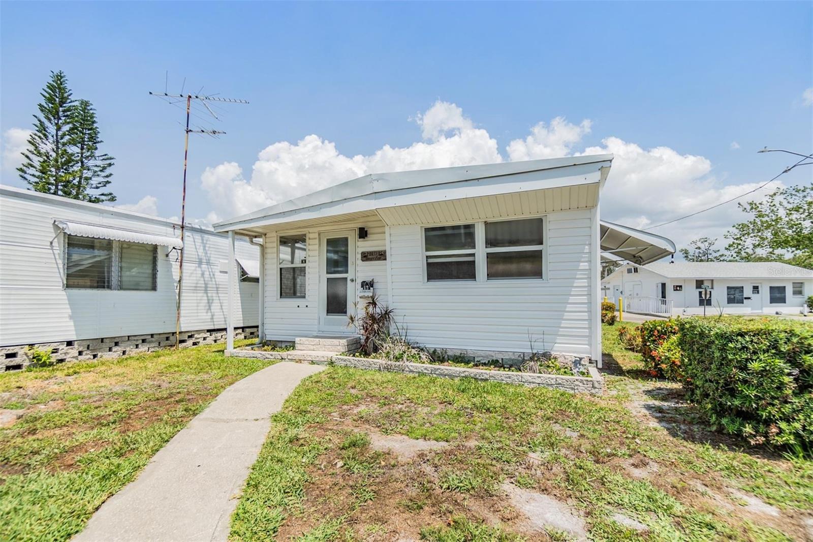 Listing photo id 0 for 605 Michigan Boulevard 13