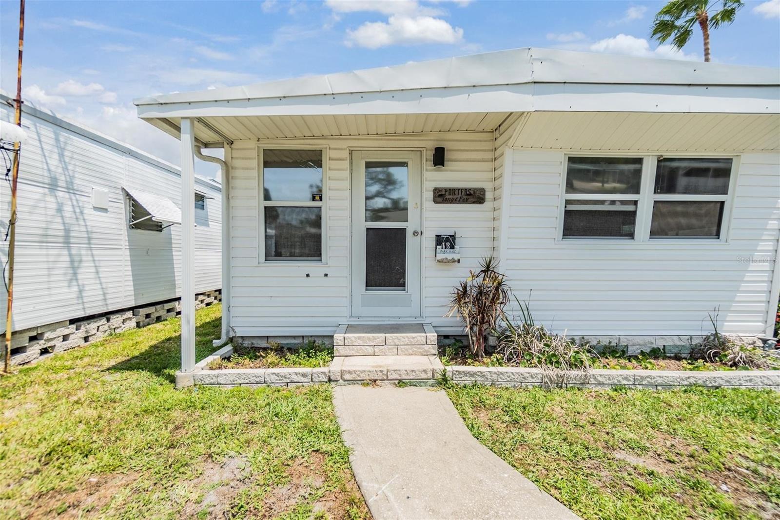 Listing photo id 18 for 605 Michigan Boulevard 13