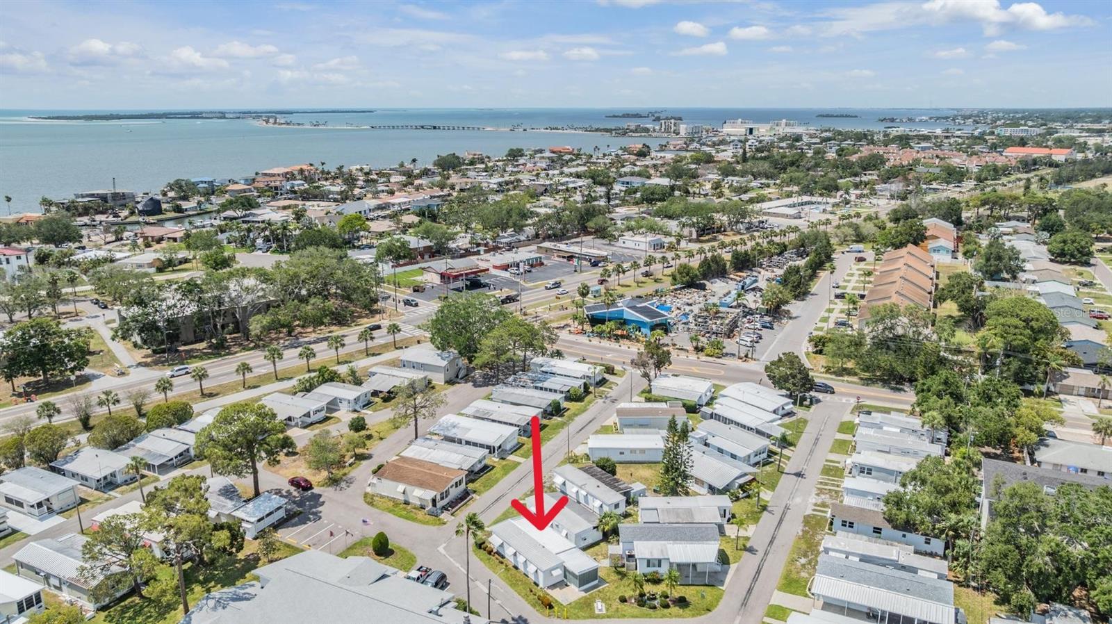 Listing photo id 25 for 605 Michigan Boulevard 13