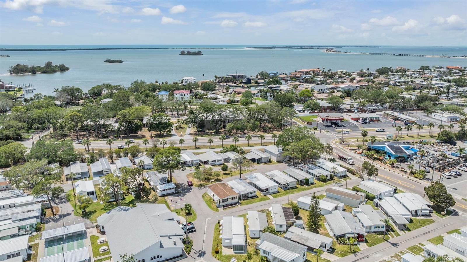 Listing photo id 34 for 605 Michigan Boulevard 13