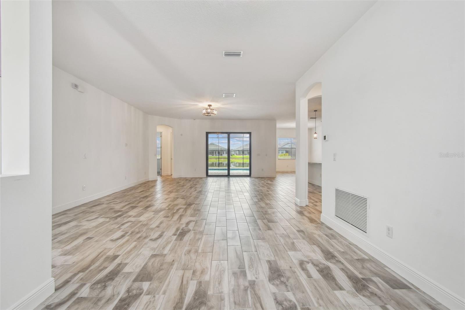 Image 14 of 87 For 12710 Wheatgrass Ct
