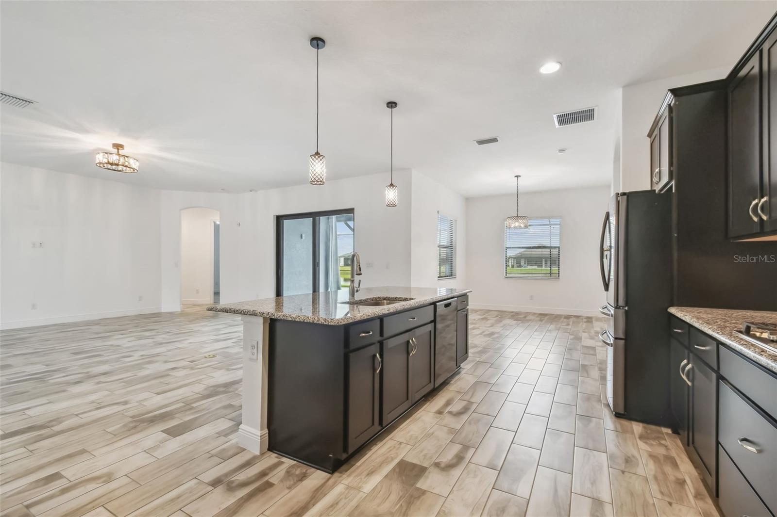 Image 22 of 87 For 12710 Wheatgrass Ct