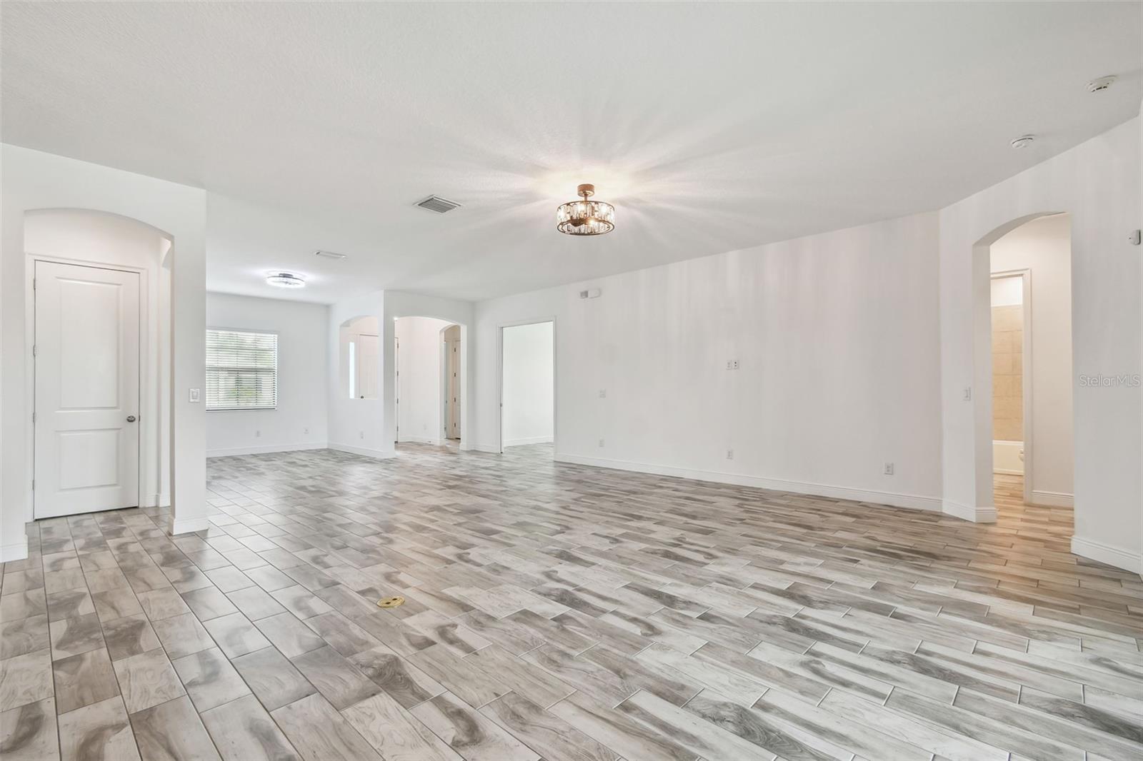 Image 8 of 87 For 12710 Wheatgrass Ct
