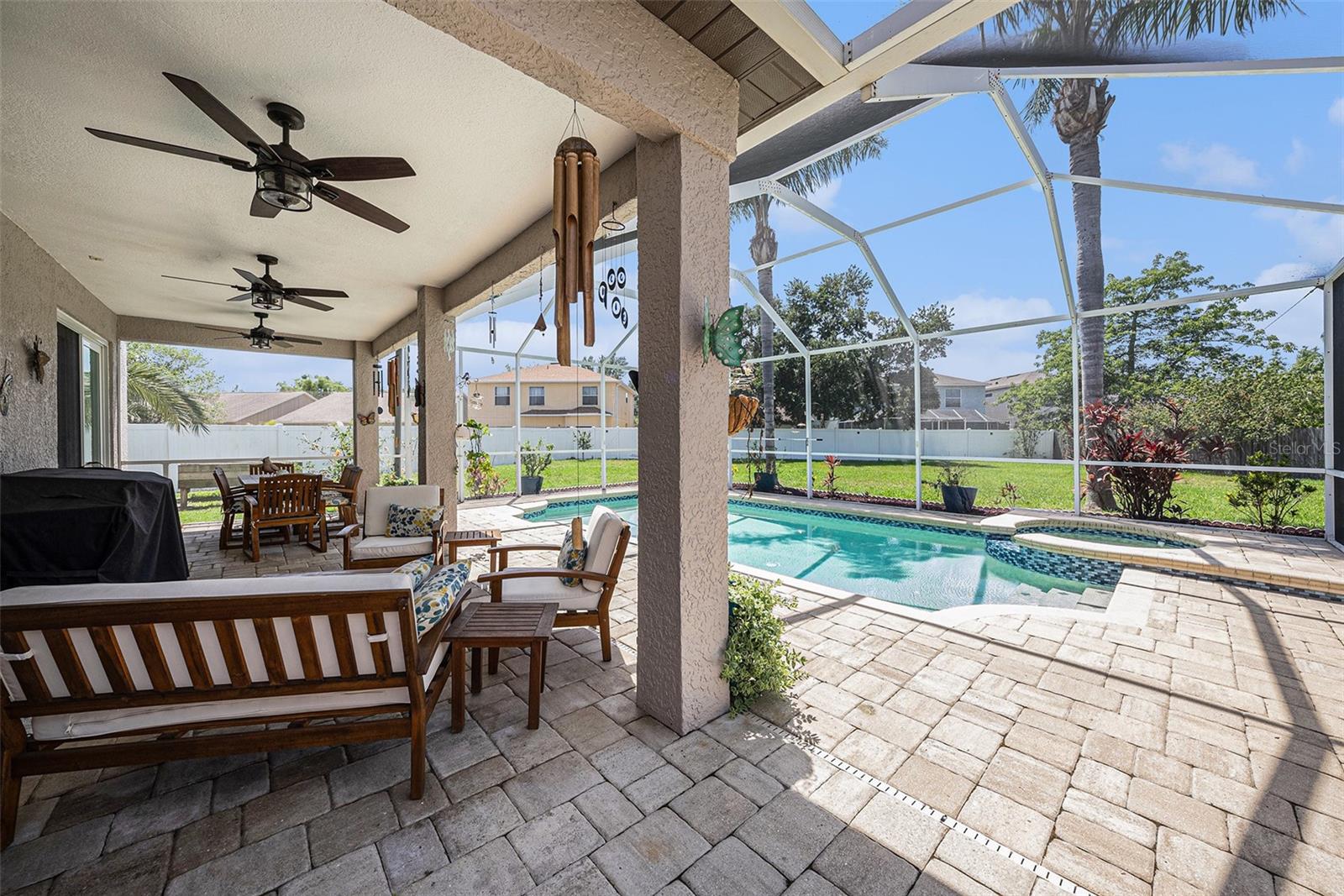 Listing photo id 21 for 1313 Key West Court