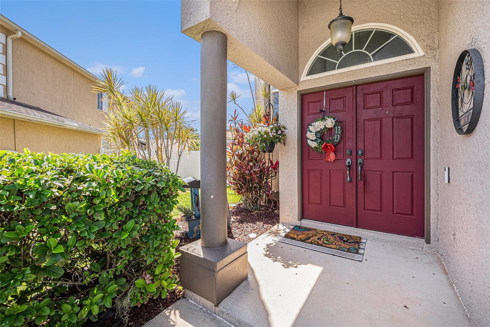 Listing photo id 1 for 1313 Key West Court