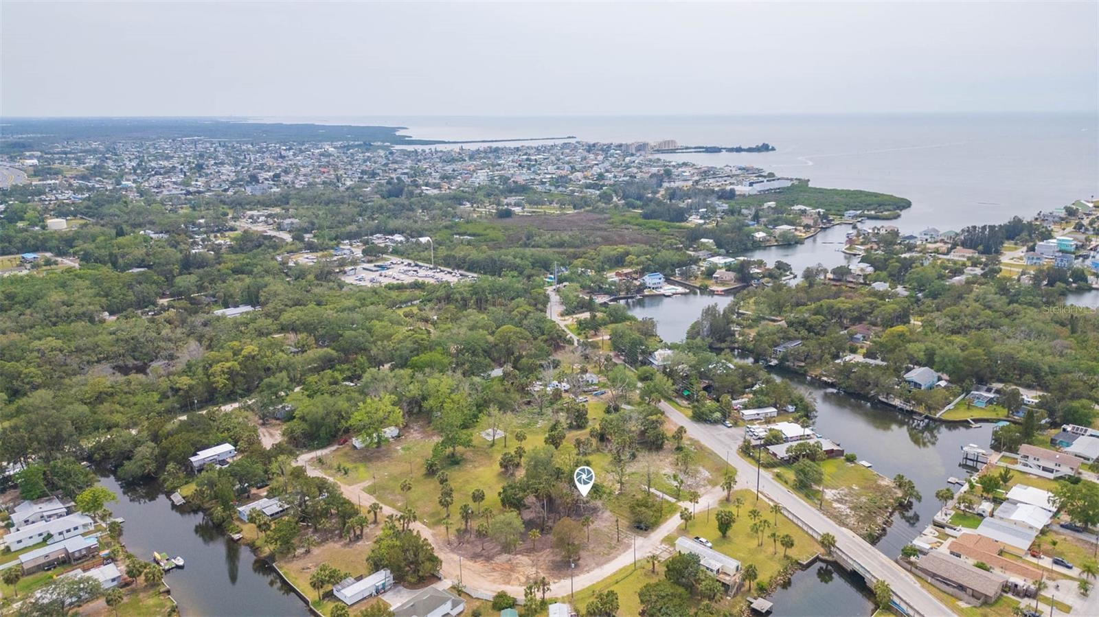 Listing photo id 10 for 14639 Conner Drive