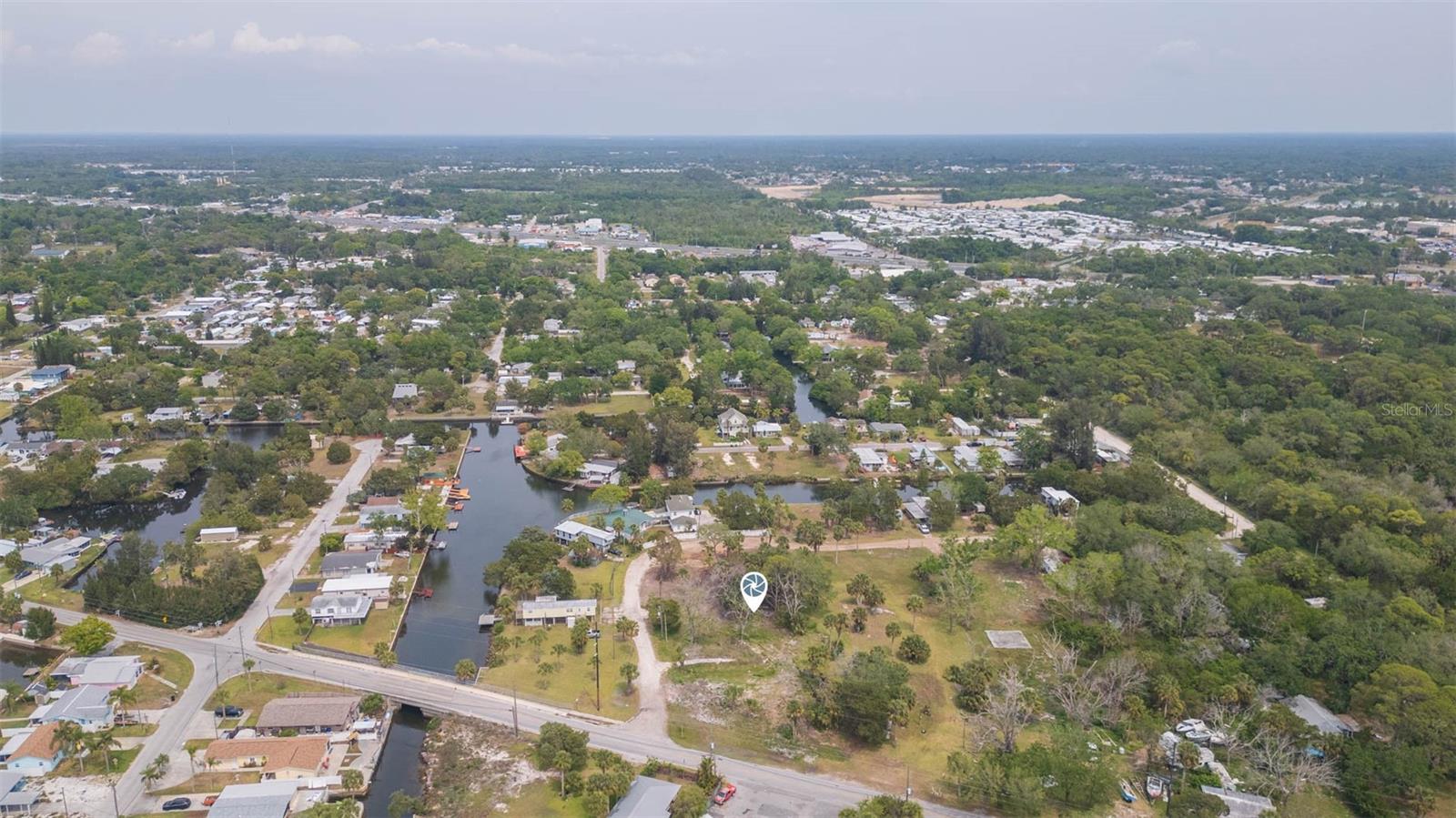 Listing photo id 15 for 14639 Conner Drive