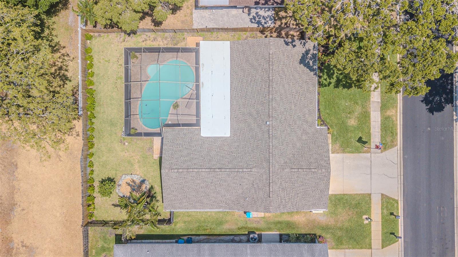 Image 6 of 34 For 9930 121 Street N