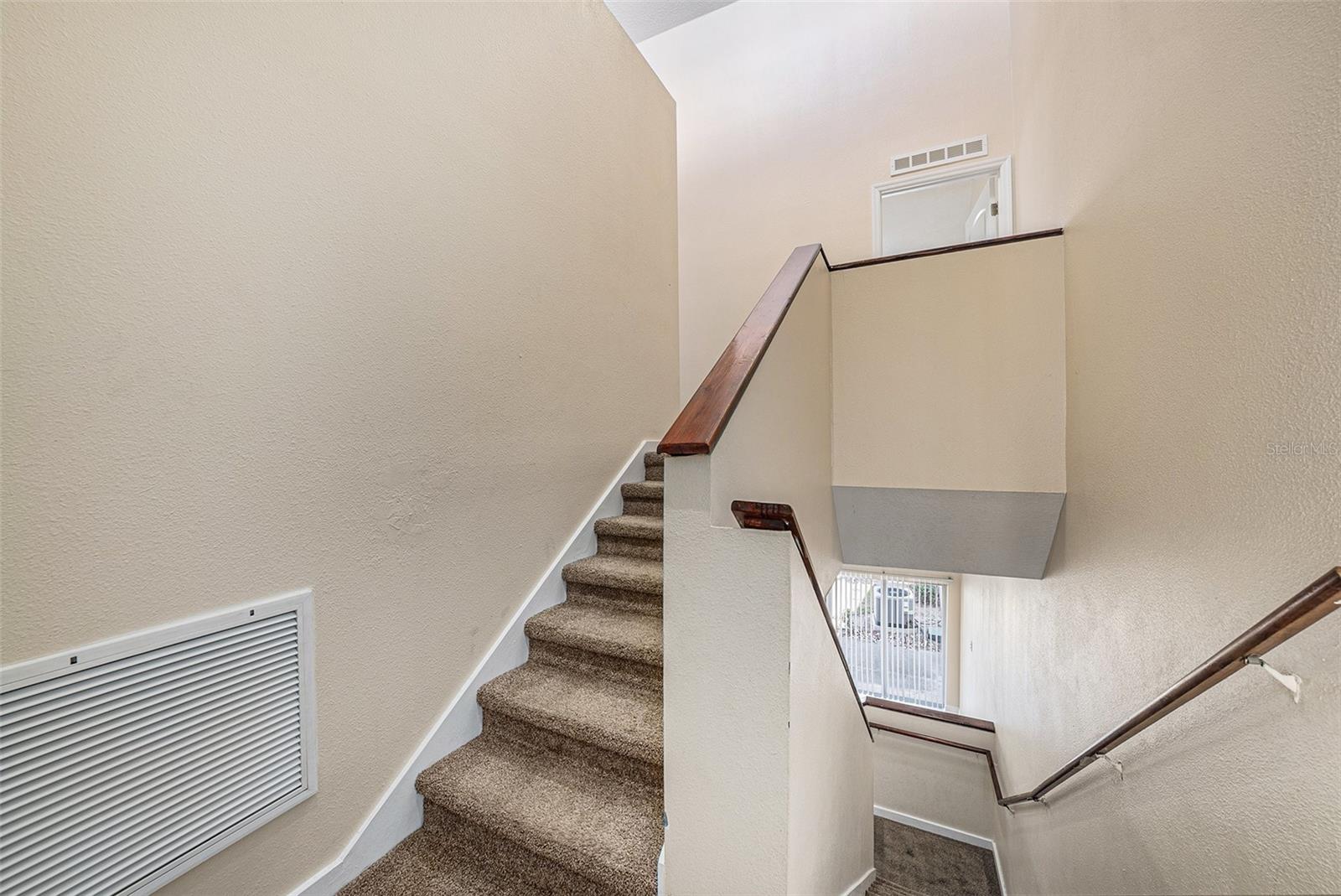 Image 14 of 25 For 9519 Citrus Glen Place