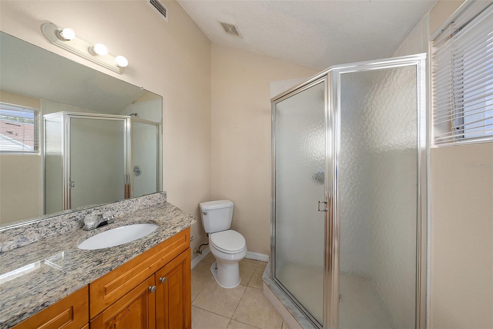 Image 18 of 25 For 9519 Citrus Glen Place