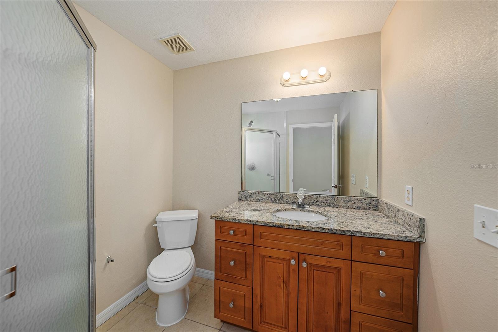 Image 21 of 25 For 9519 Citrus Glen Place