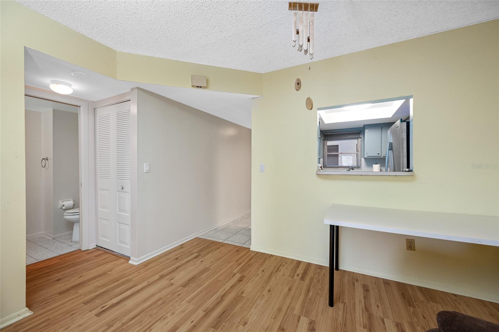 Image 17 of 84 For 1100 Bay Drive 60