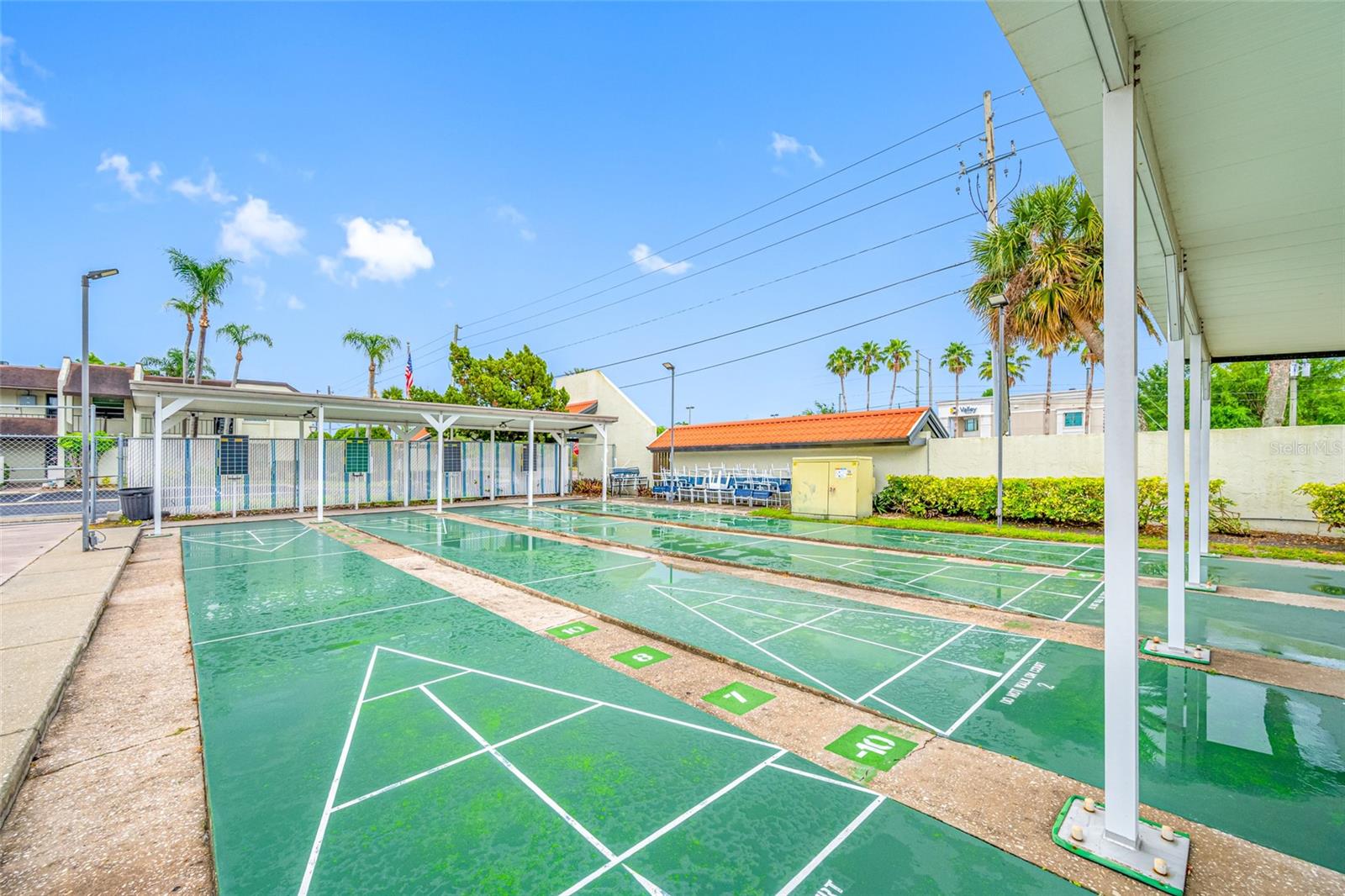 Image 49 of 84 For 1100 Bay Drive 60