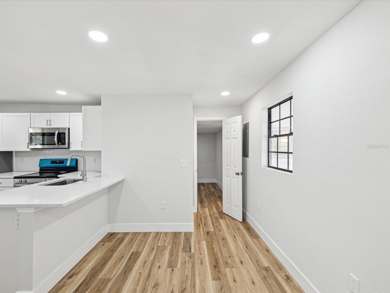 Image 11 of 43 For 7813 Cadillac Avenue
