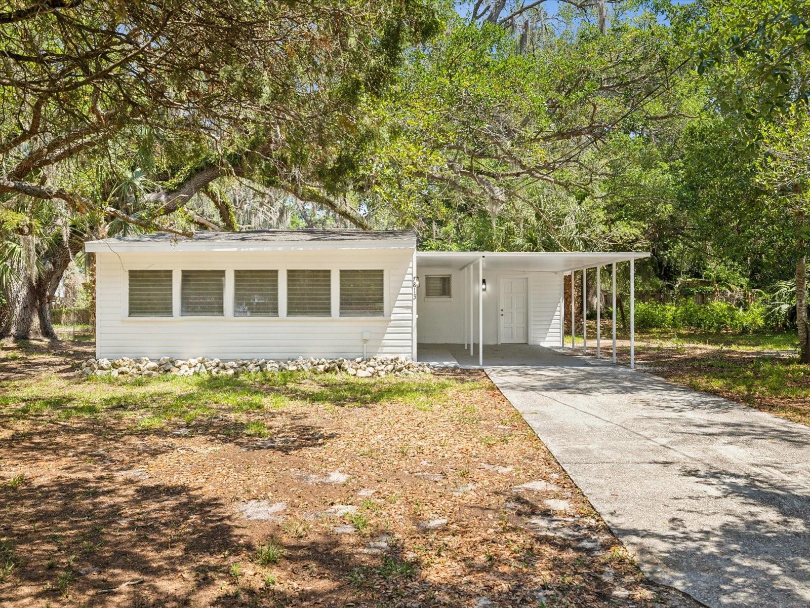 Image 31 of 43 For 7813 Cadillac Avenue