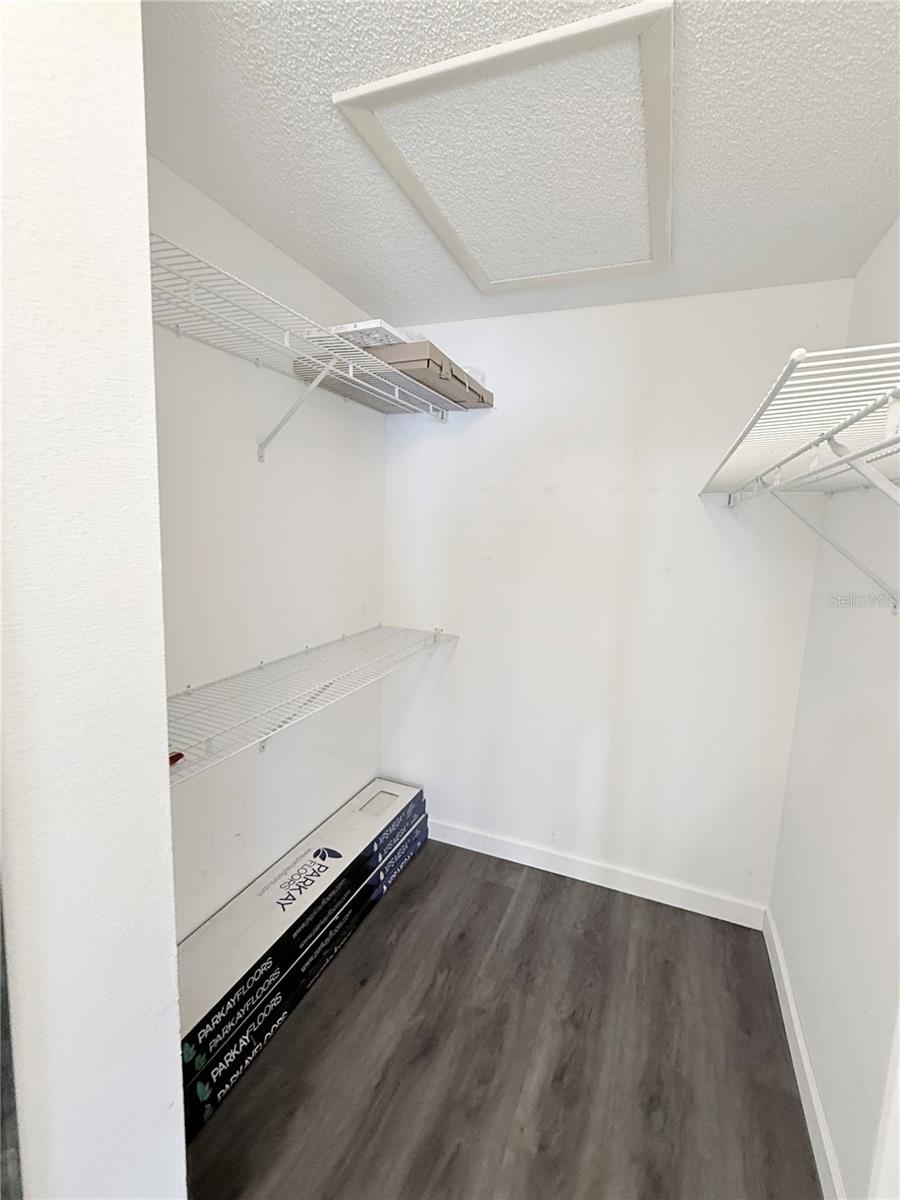 Listing photo id 20 for 11619 Fox Creek Drive