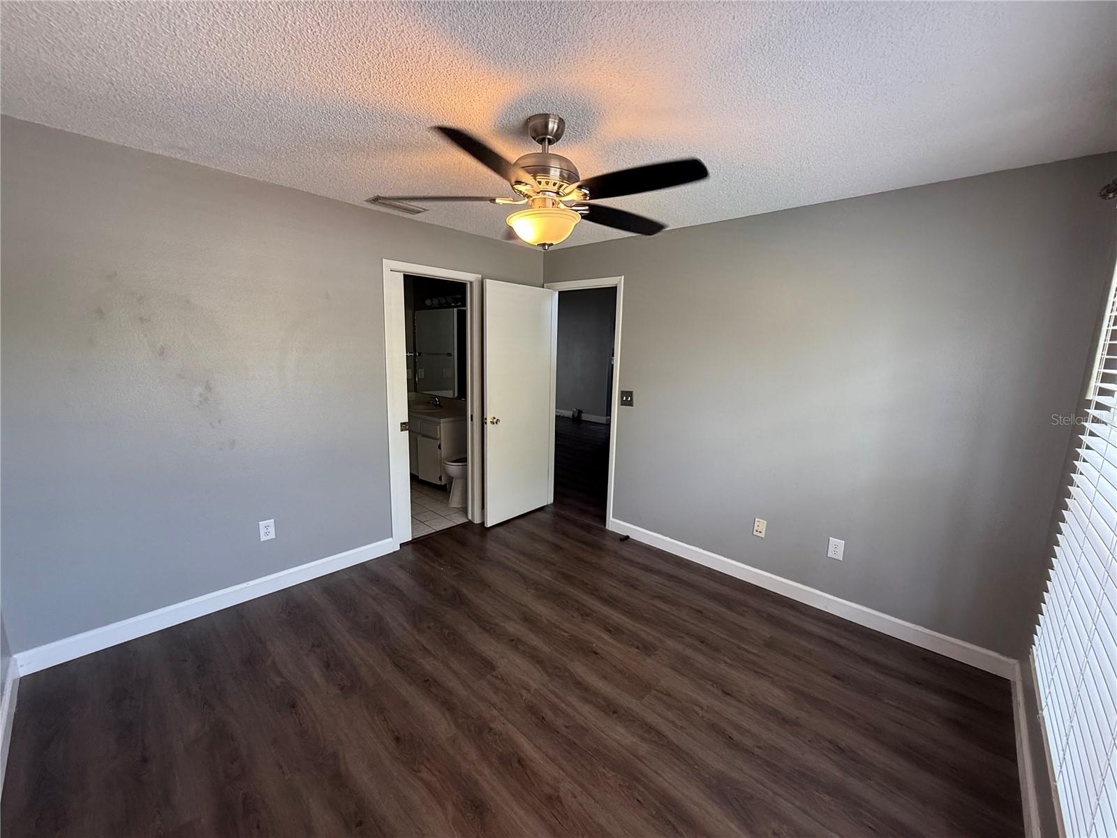 Listing photo id 30 for 11619 Fox Creek Drive