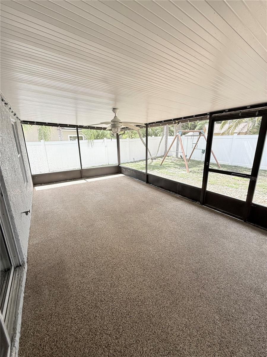 Listing photo id 34 for 11619 Fox Creek Drive