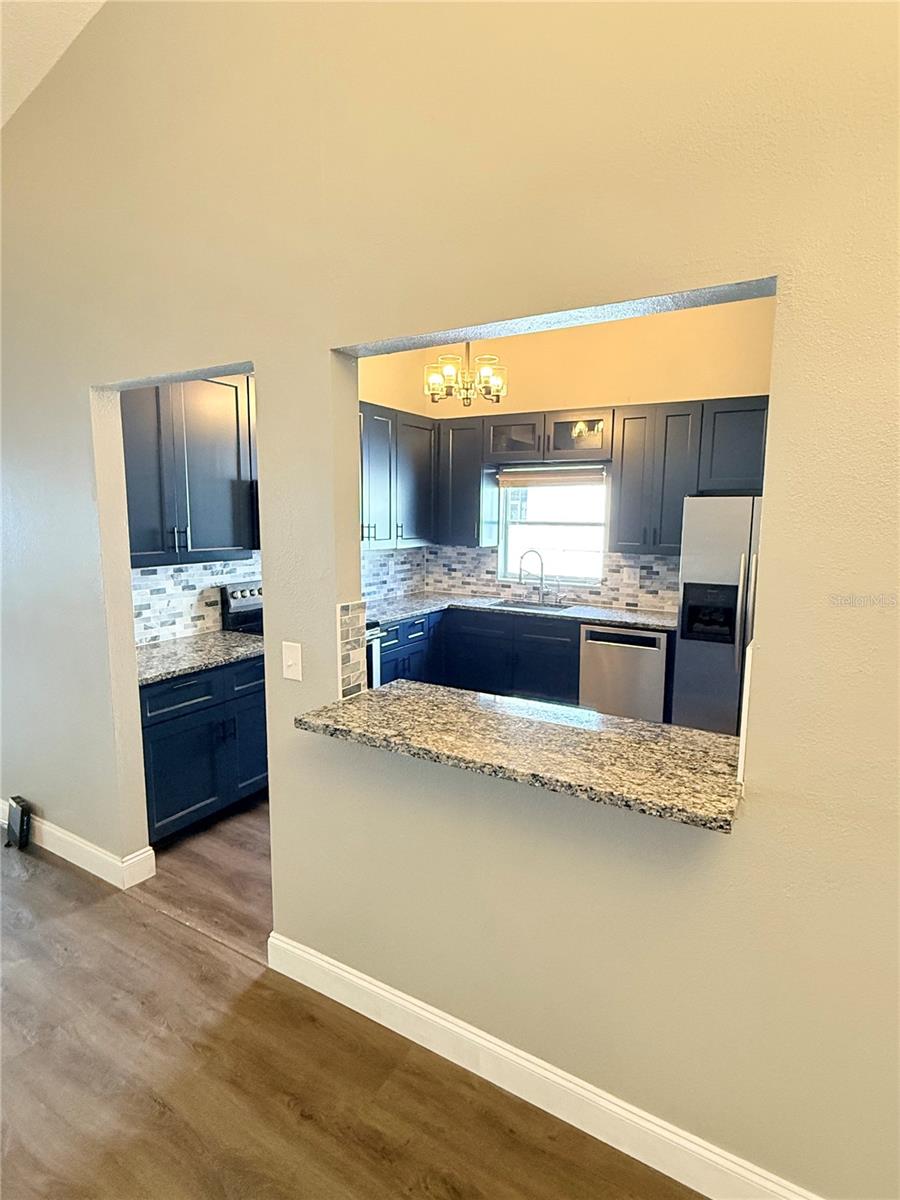 Listing photo id 5 for 11619 Fox Creek Drive