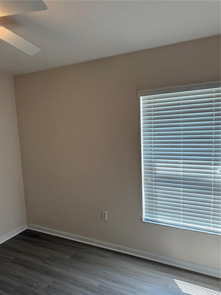 Image 11 of 23 For 7607 Mariners Harbour Drive
