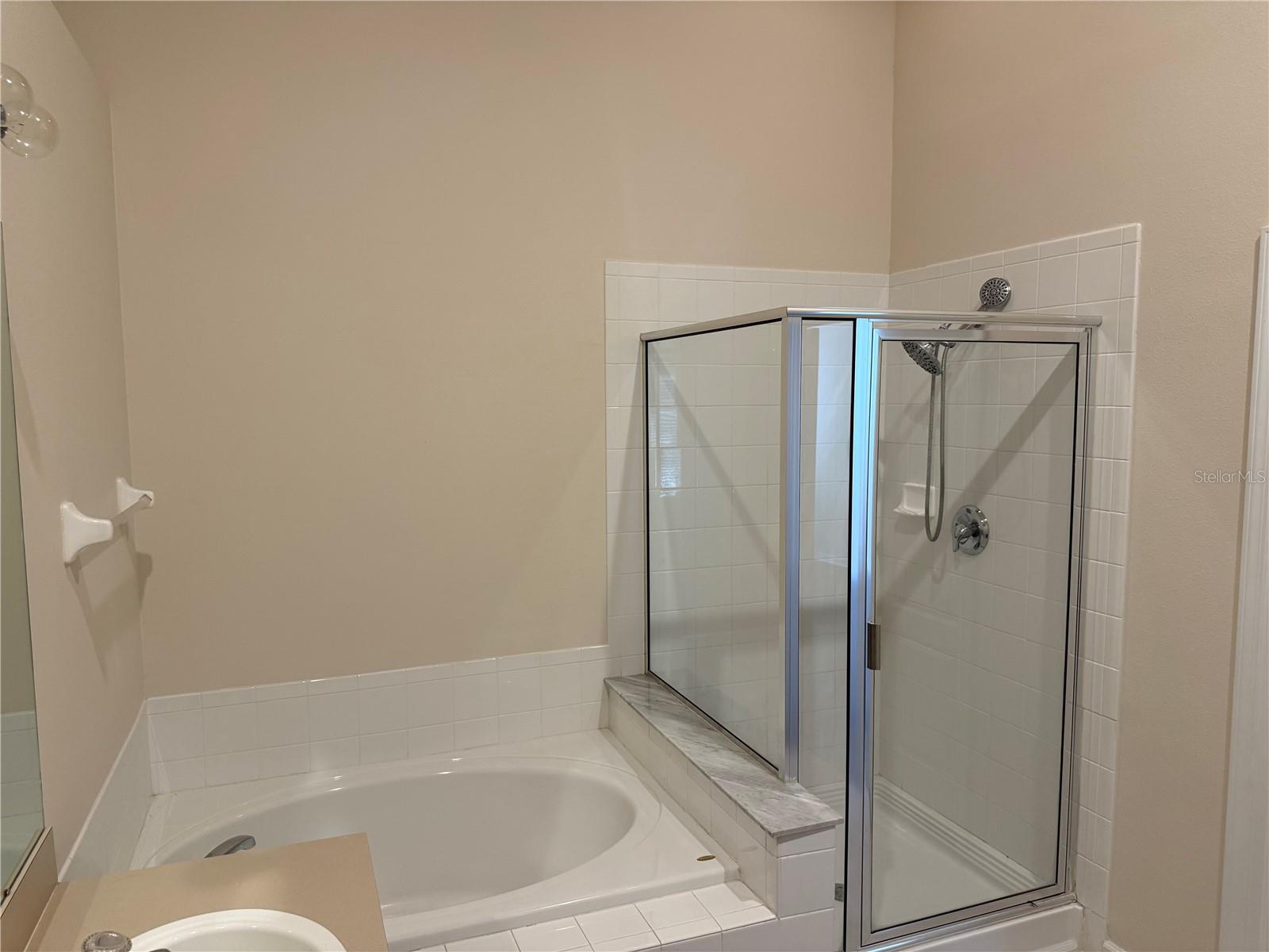 Image 20 of 23 For 7607 Mariners Harbour Drive