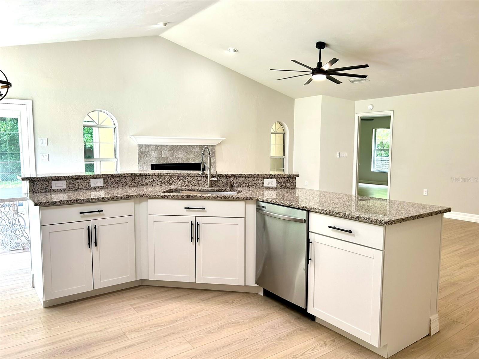 Image 10 of 24 For 607 10th Boulevard