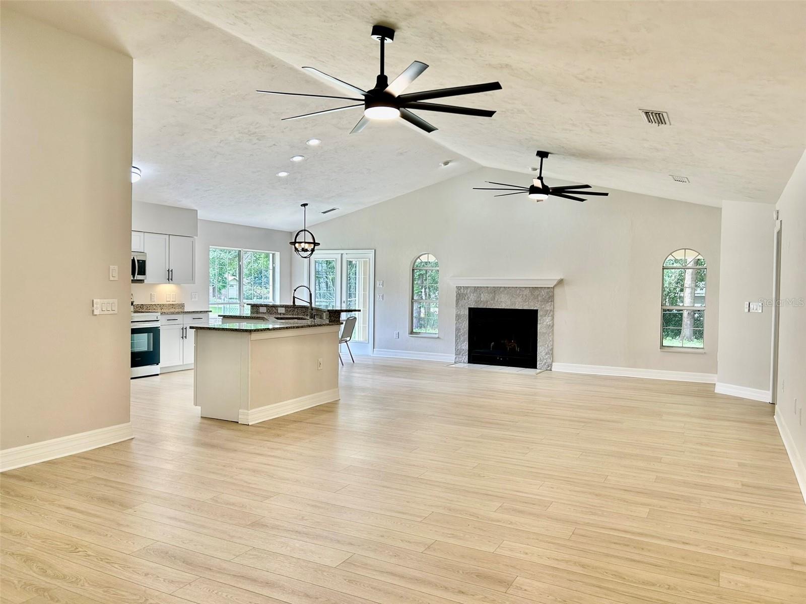 Image 7 of 24 For 607 10th Boulevard
