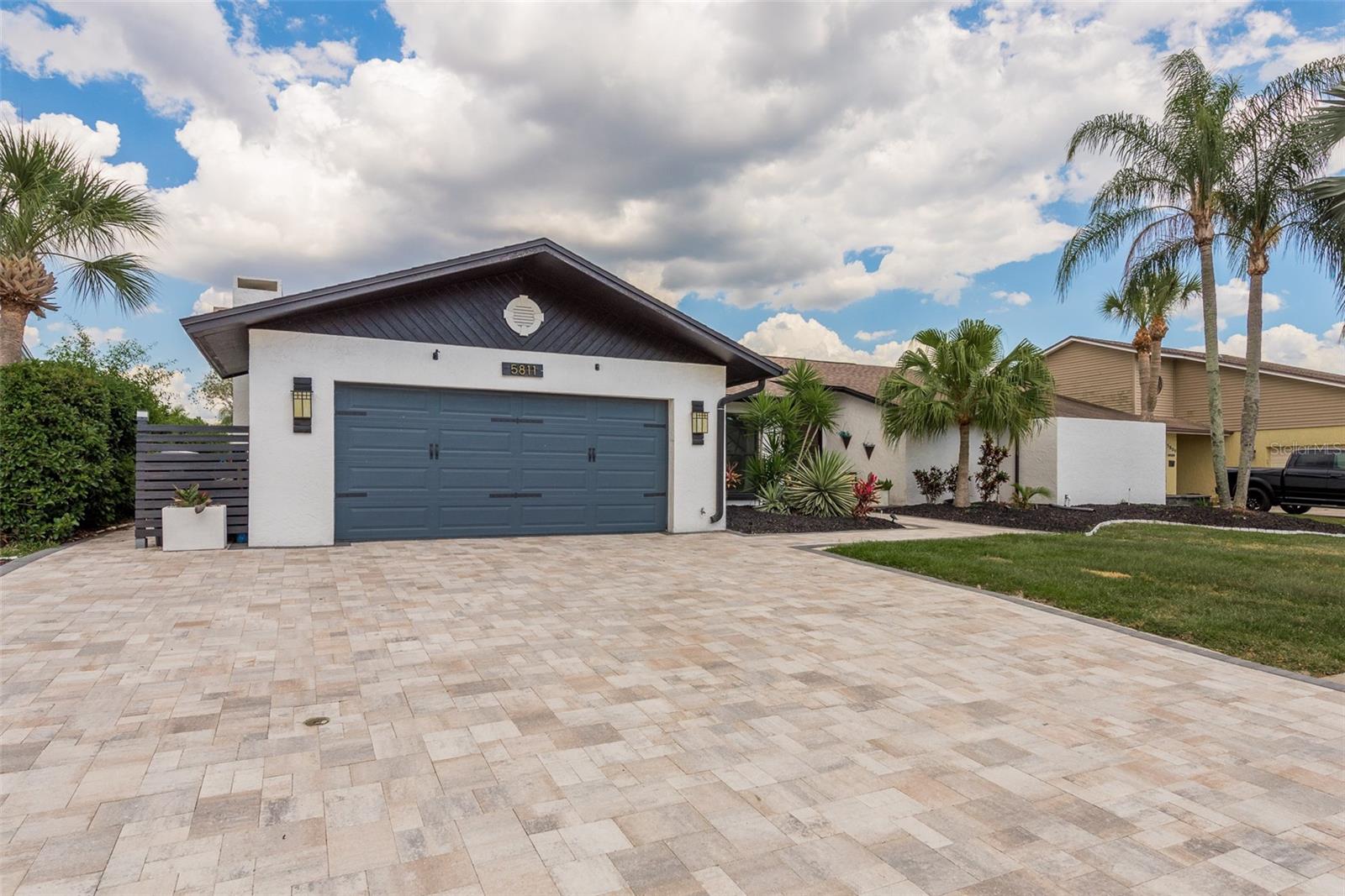 Listing photo id 0 for 5811 Dory Way