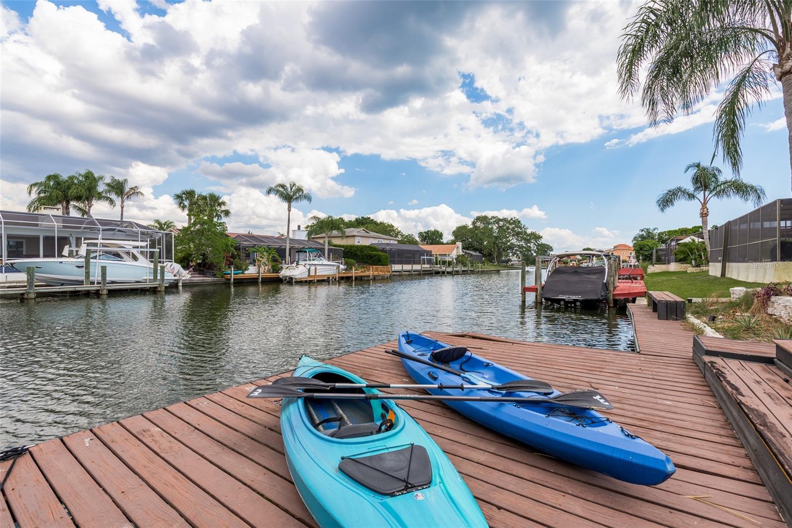 Listing photo id 43 for 5811 Dory Way